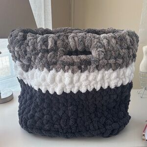 Chunky Crocheted Storage Basket/Tote